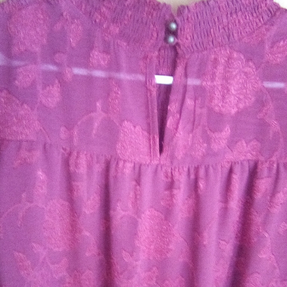 Elegant Pink Blouse - Picture 8 of 12